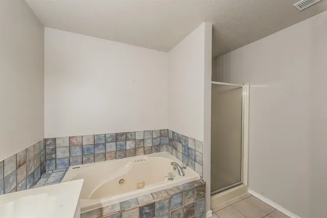 $465,000 | 113 Hillridge Lane, Maypearl, TX 76064