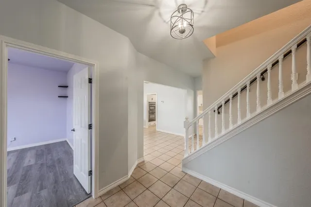 $465,000 | 113 Hillridge Lane, Maypearl, TX 76064