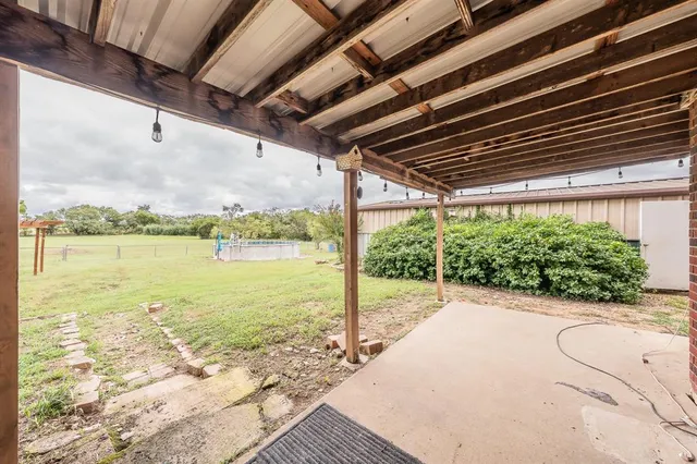 $465,000 | 113 Hillridge Lane, Maypearl, TX 76064