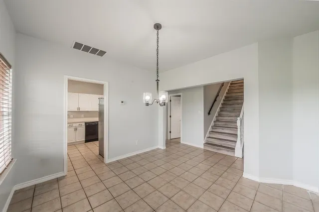 $465,000 | 113 Hillridge Lane, Maypearl, TX 76064