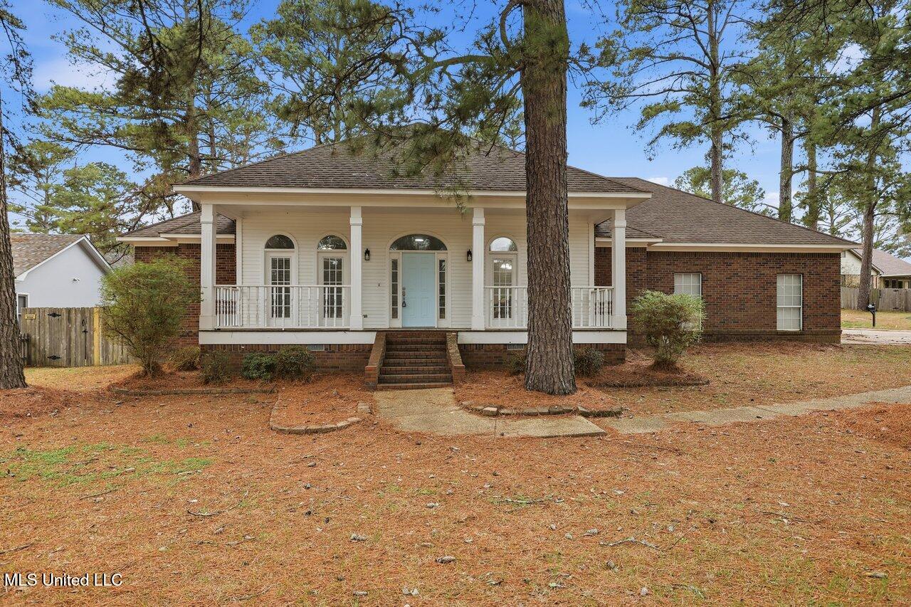 600 Bay Pointe Ln Home Tours MS
