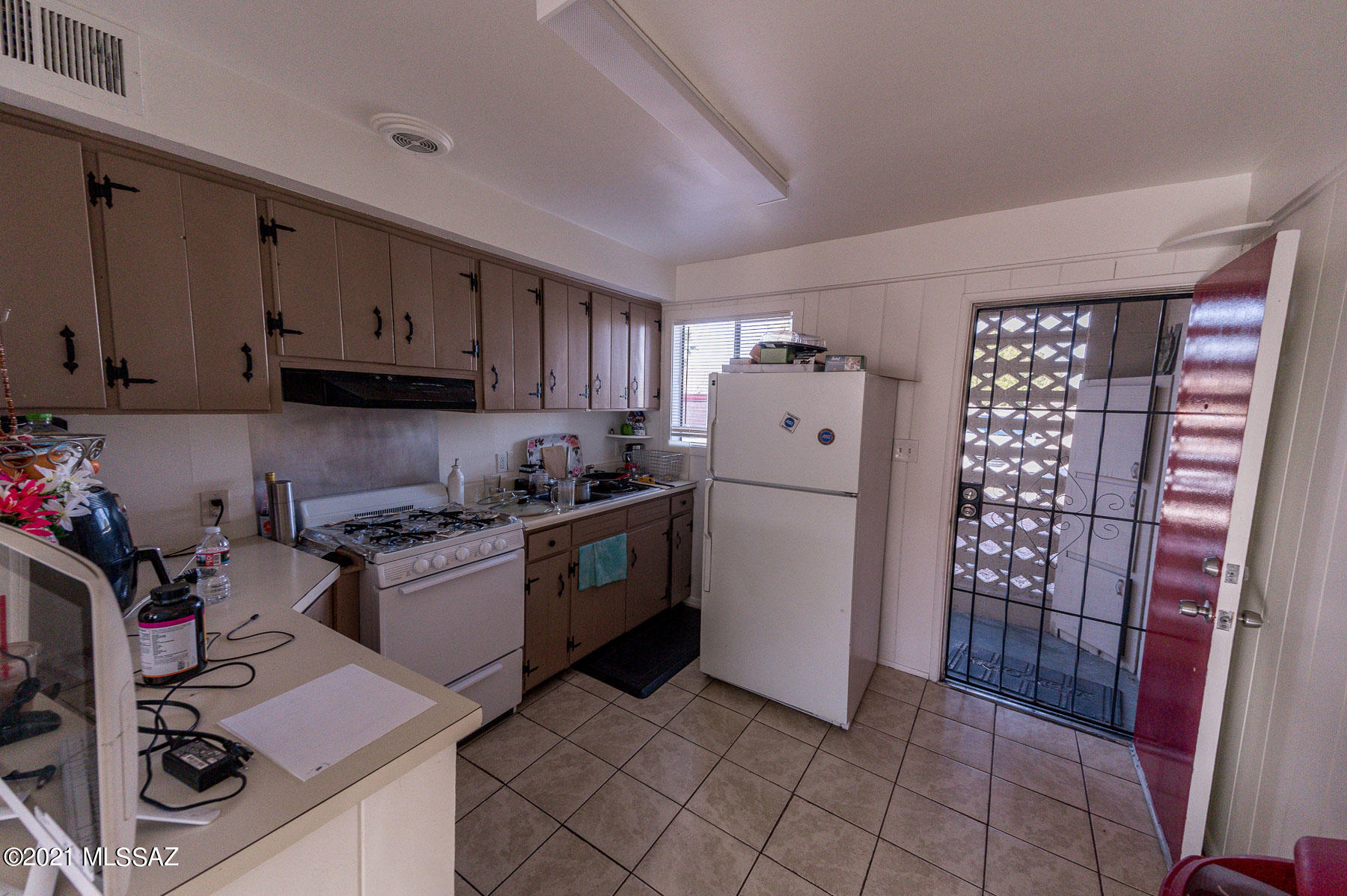 133 West Roger Road Tucson, AZ 85705 - Photo 16 of 21