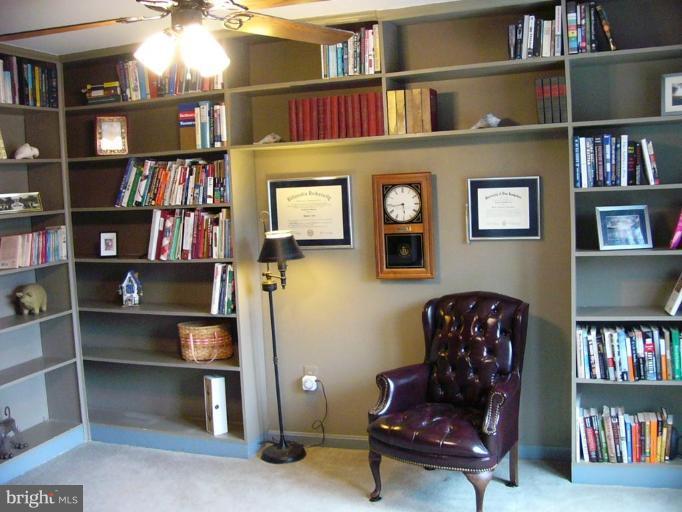 10406 Mountain Quail Road Silver Spring, MD 20901 - Photo 5 of 22 Library