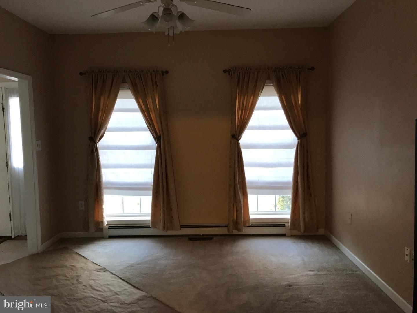 21 Edgewood Road Sicklerville, NJ 08081 - Photo 14 of 15 Gallery Image 14