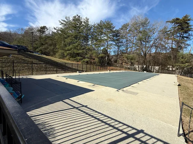 $179,950 | 5260 Cross Bow Circle, Unit 3A, Roanoke, VA 24018