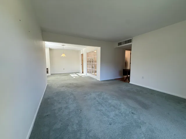 $179,950 | 5260 Cross Bow Circle, Unit 3A, Roanoke, VA 24018