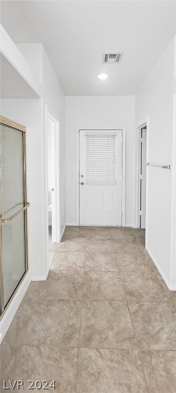 3441 Winery Road Pahrump, NV 89048 - Photo 28 of 35 hallway