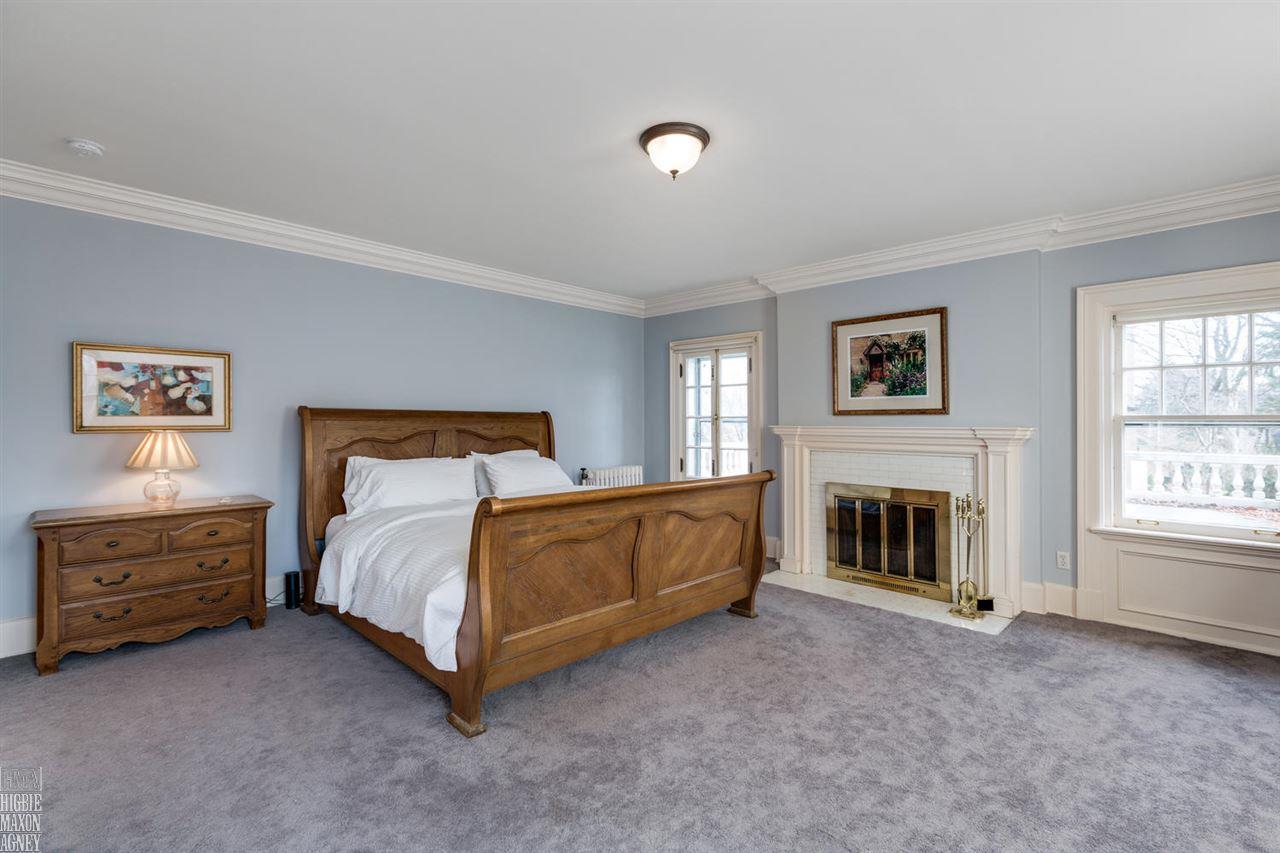 1014 Bishop Road Grosse Pointe, MI 48230 - Photo 25 of 44 31368577-24.JPG