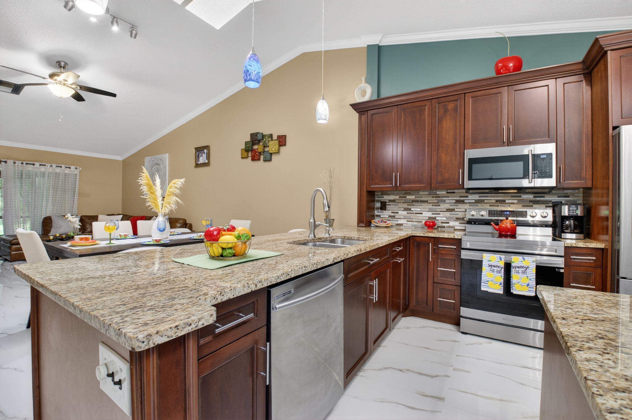 22602 Vistawood Way Boca Raton, FL 33428 - Photo 11 of 30 16-web-or-mls-DSC_5418