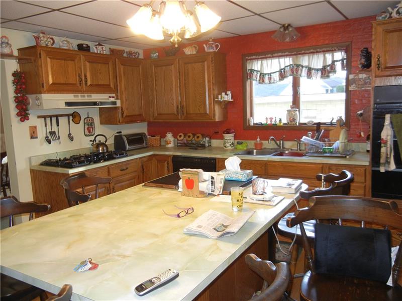 794 Morgantown Road Uniontown, PA 15401 - Photo 12 of 24