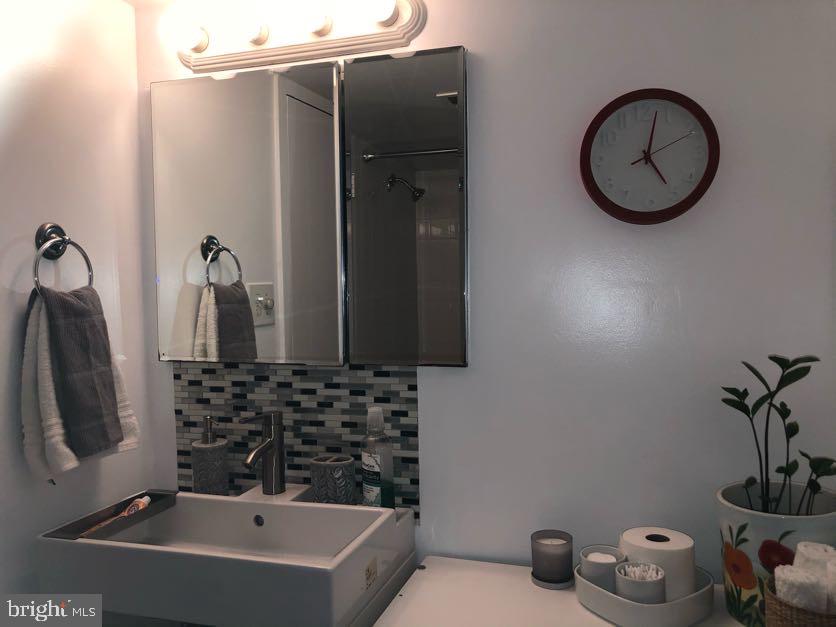 3854 Bel Pre Road, Unit 10202 Silver Spring, MD 20906 - Photo 20 of 24 Gallery Image 20