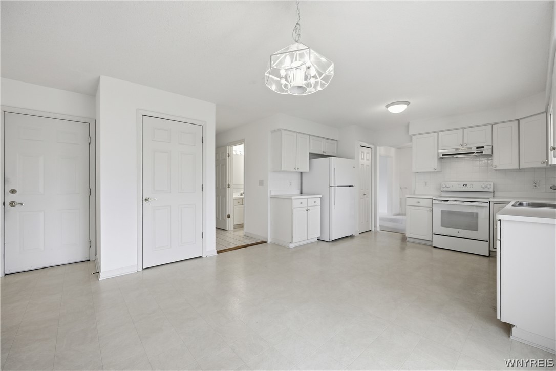 84 South Castlerock Lane Amherst, NY 14051 - Photo 16 of 38