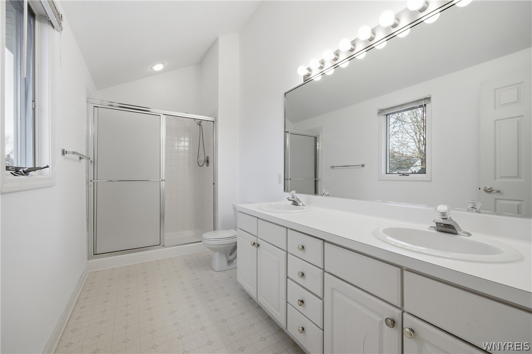 84 South Castlerock Lane Amherst, NY 14051 - Photo 22 of 38
