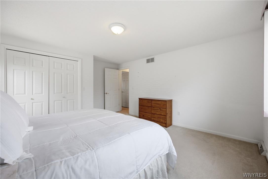 84 South Castlerock Lane Amherst, NY 14051 - Photo 24 of 38