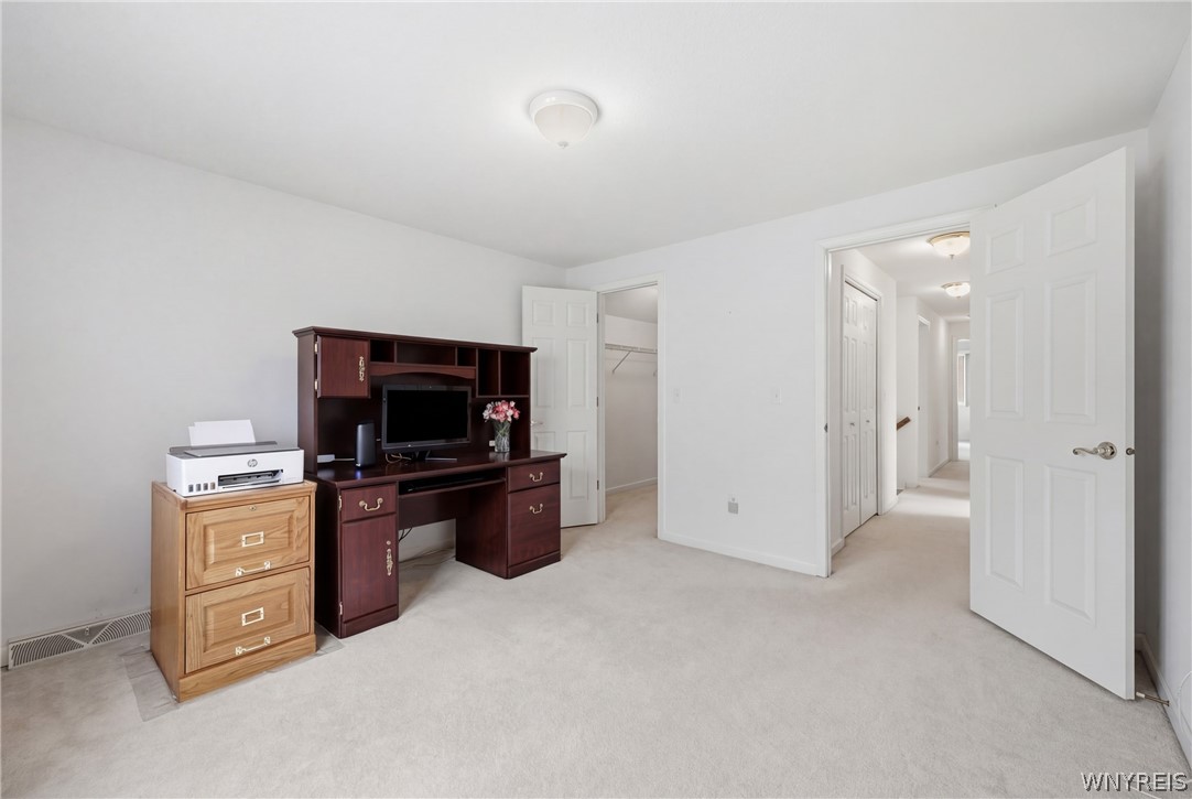 84 South Castlerock Lane Amherst, NY 14051 - Photo 29 of 38