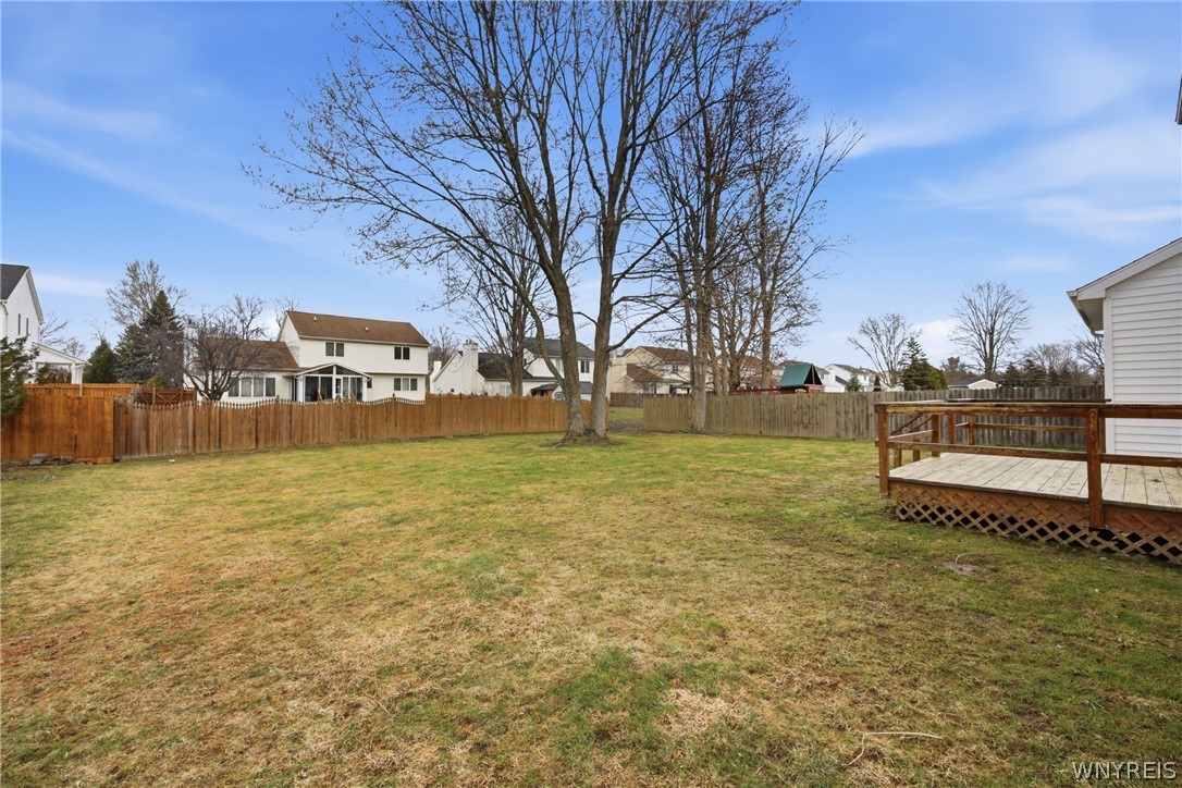 84 South Castlerock Lane Amherst, NY 14051 - Photo 33 of 38
