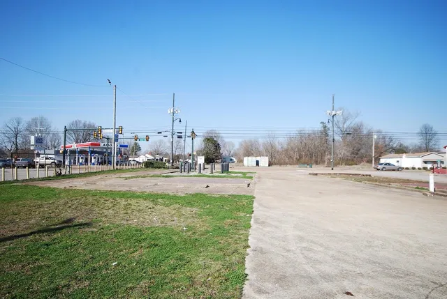 a view of a lake with houses