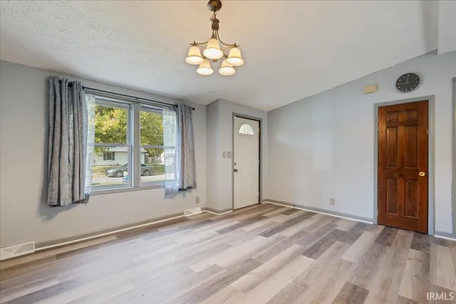 $230,000 | 1319 St Marys Drive, Warsaw, IN 46580