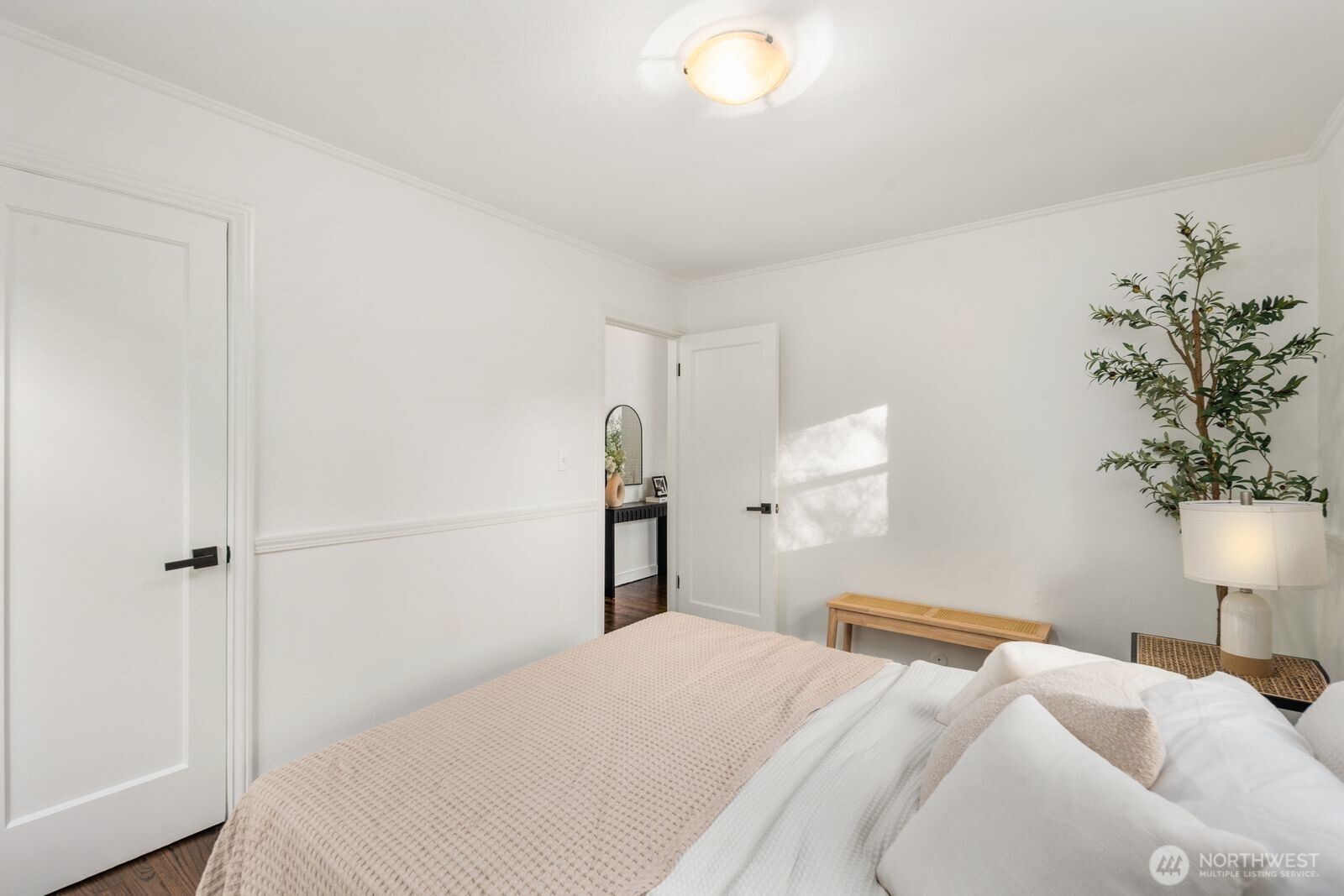 3112 Southwest 97th Street Seattle, WA 98126 - Photo 14 of 30