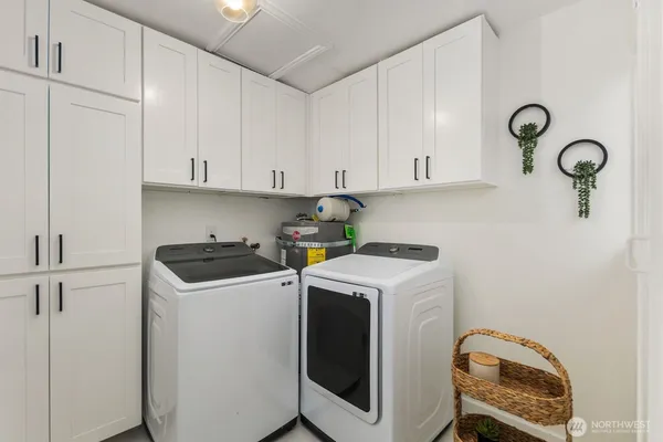 $529,000 | 3112 Southwest 97th Street, Seattle, WA 98126