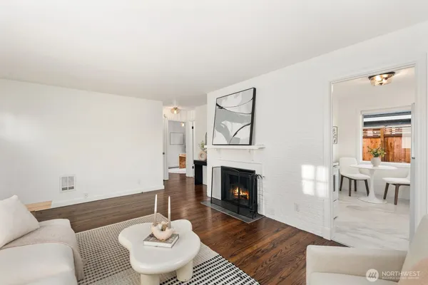 $529,000 | 3112 Southwest 97th Street, Seattle, WA 98126