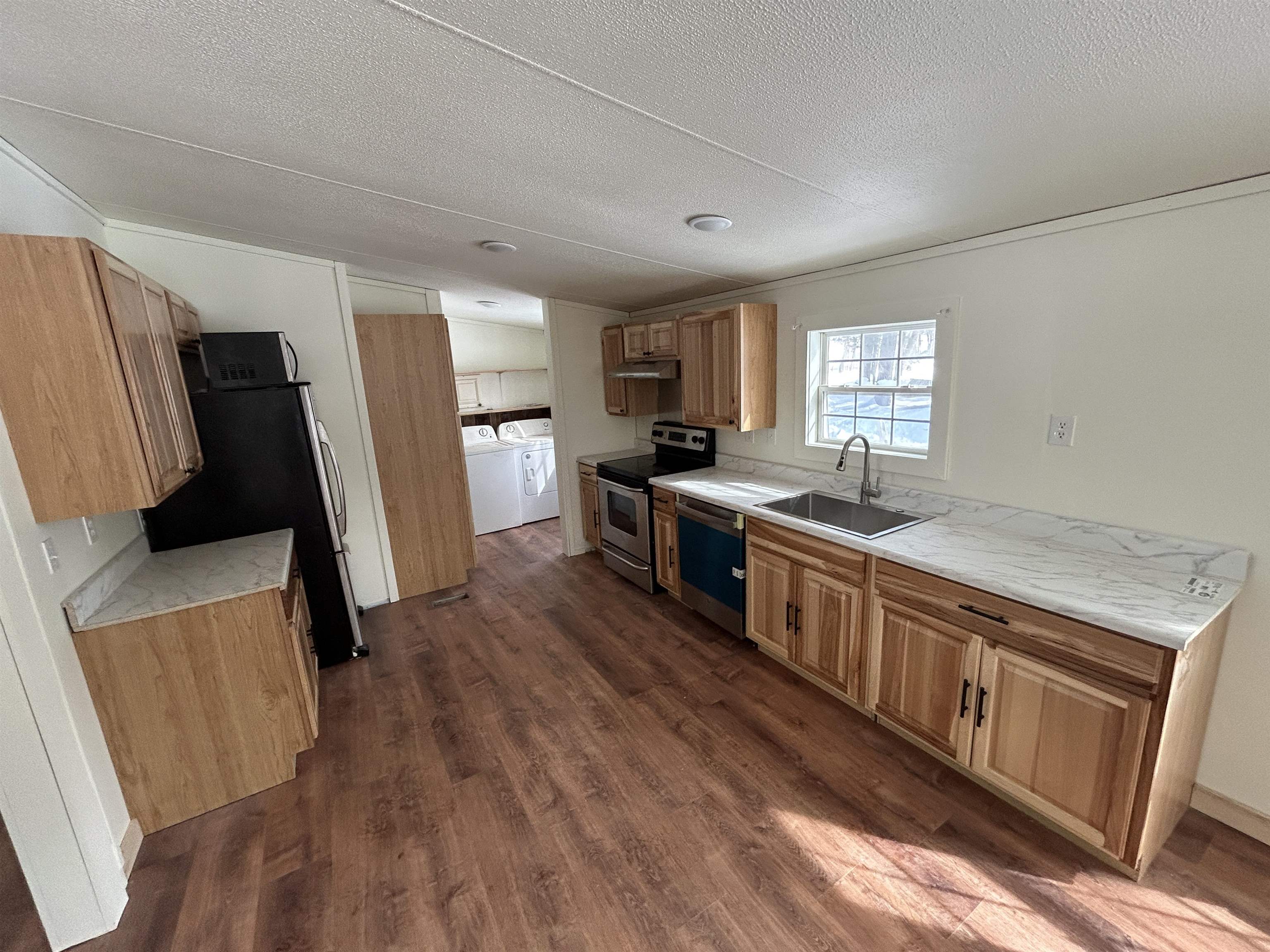 49 New Hampshire Rte 175 Campton, NH 03223 - Photo 4 of 13