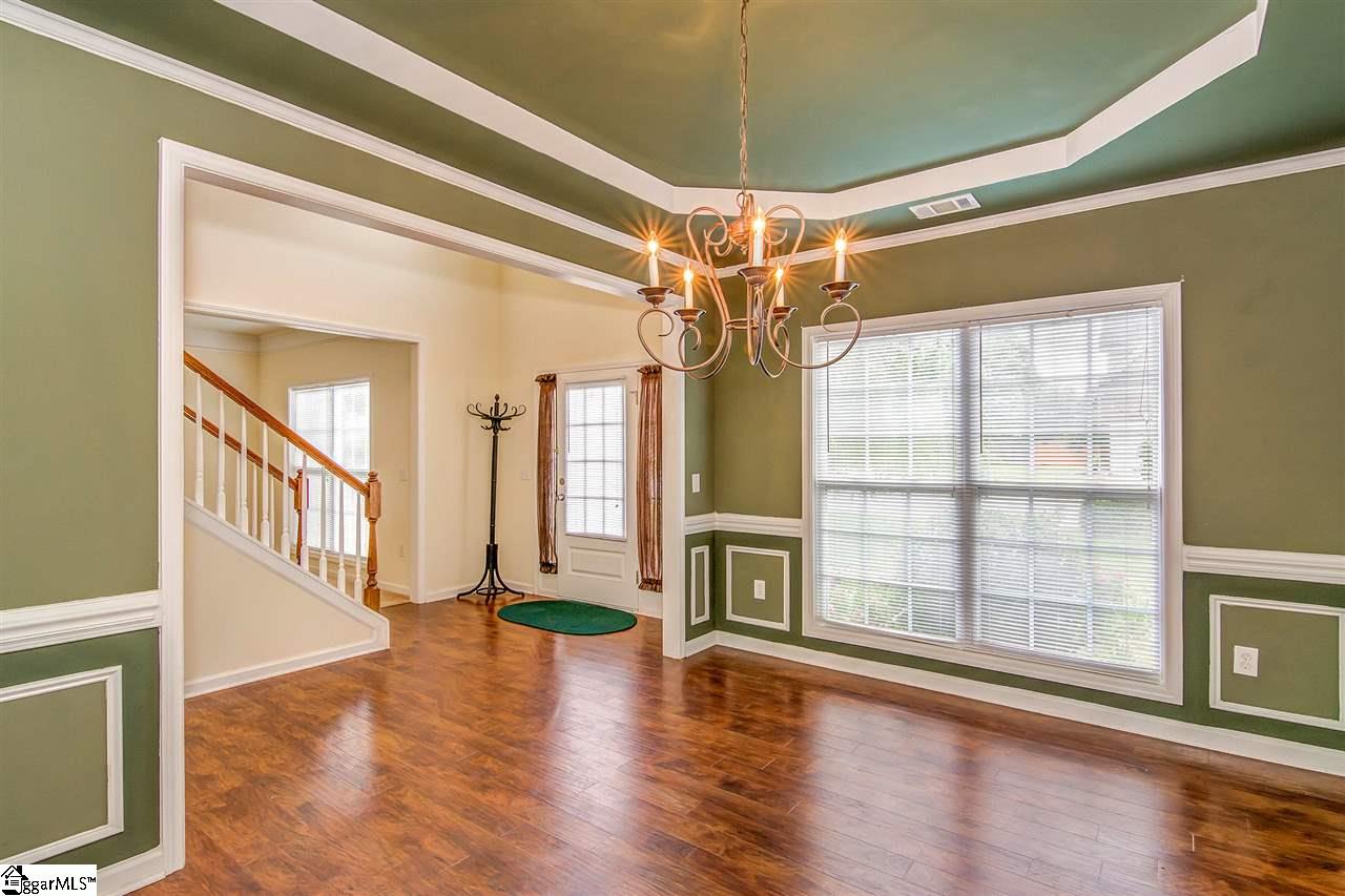 26 Springleaf Court Simpsonville, SC 29681 - Photo 2 of 36 Gallery Image 2