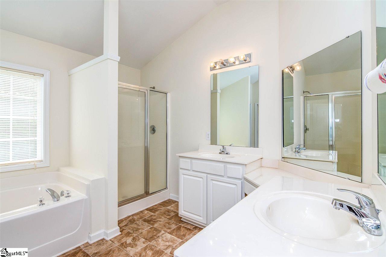 26 Springleaf Court Simpsonville, SC 29681 - Photo 25 of 36 Gallery Image 25