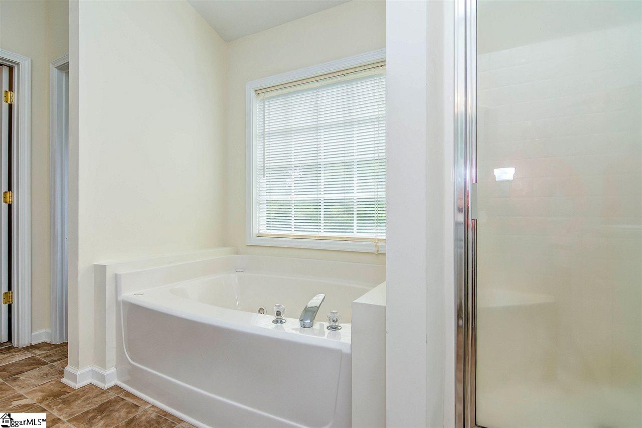 26 Springleaf Court Simpsonville, SC 29681 - Photo 26 of 36 Gallery Image 26