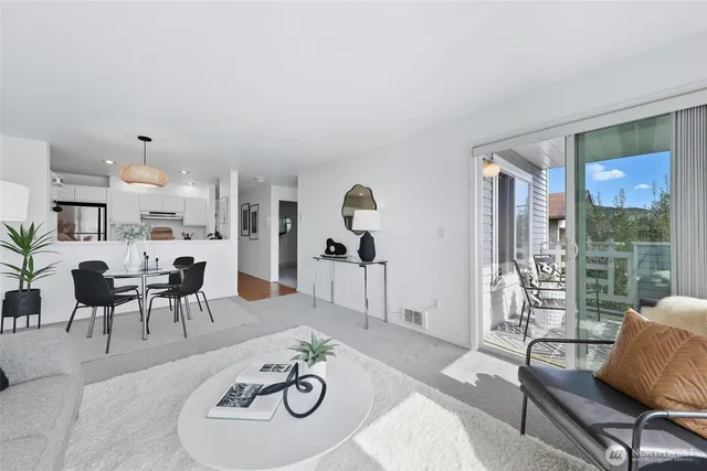 $446,000 | 2642 Northwest 59th Street, Unit 301, Seattle, WA 98107