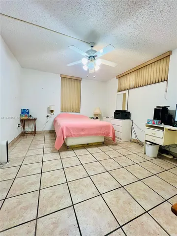 $340,000 | 1331 Lincoln Road, Unit 701, Miami Beach, FL 33139