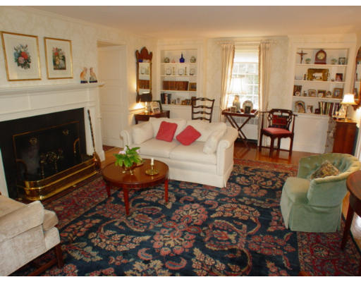 84 Dascomb Road Andover, MA 01810 - Photo 11 of 24 Gallery Image 11