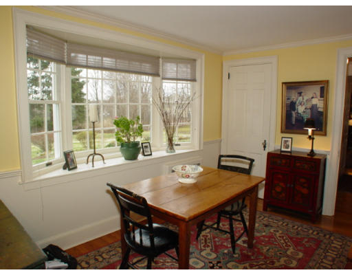 84 Dascomb Road Andover, MA 01810 - Photo 9 of 24 Gallery Image 9
