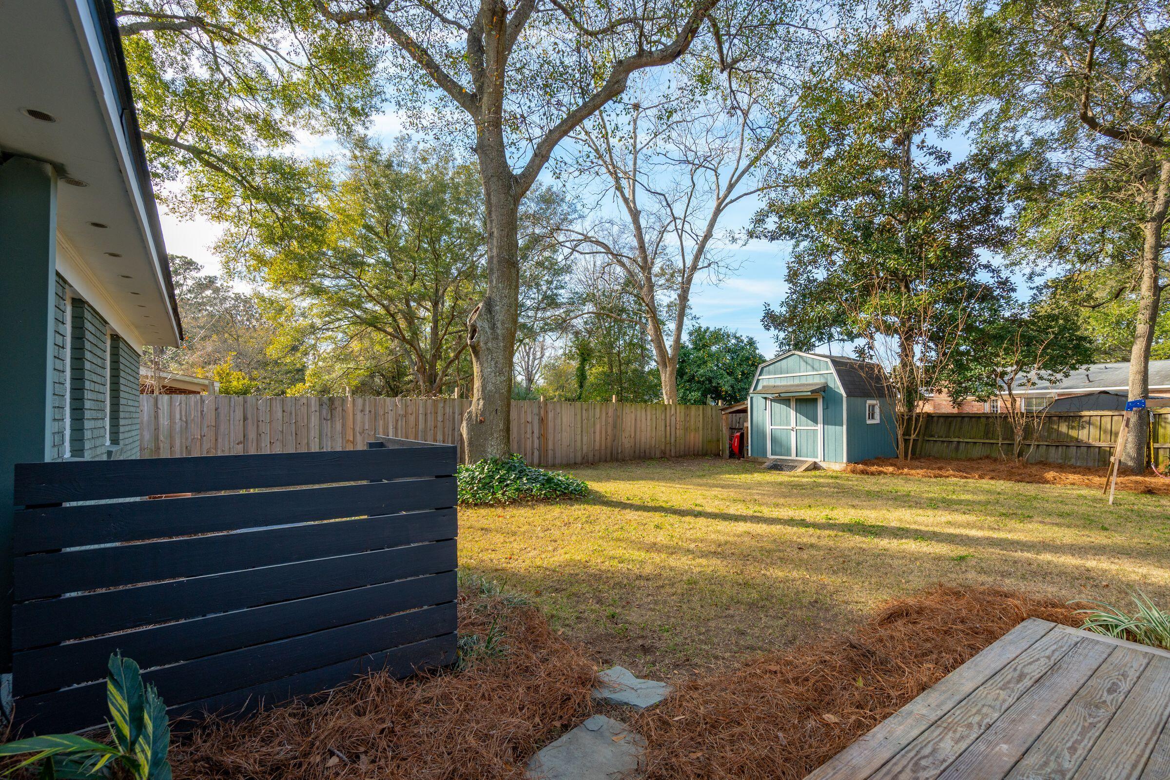 1446 Fort Johnson Road Charleston, SC 29412 - Photo 37 of 54 1446FtJohnsonRd-KeenEyeMarketing-046