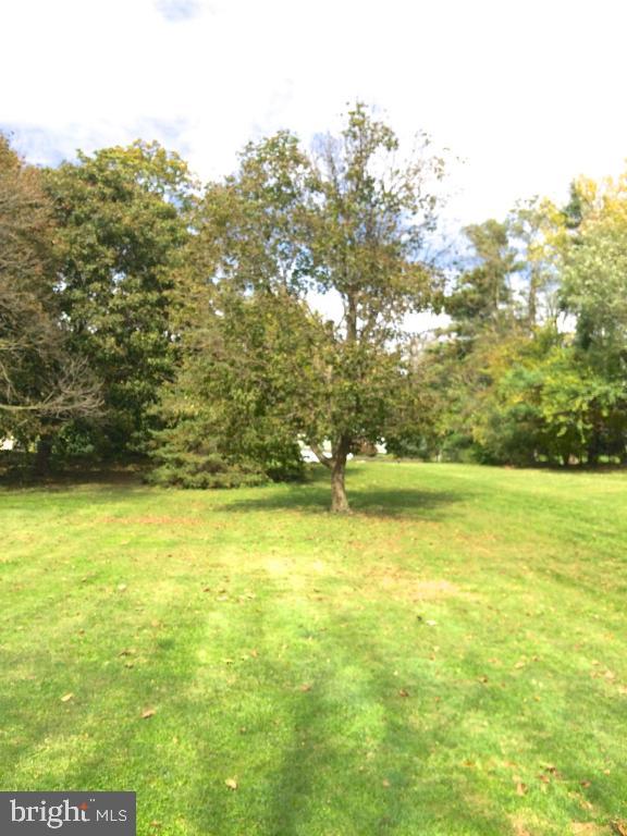 804 Disston View Drive Lititz, PA 17543 - Photo 23 of 24