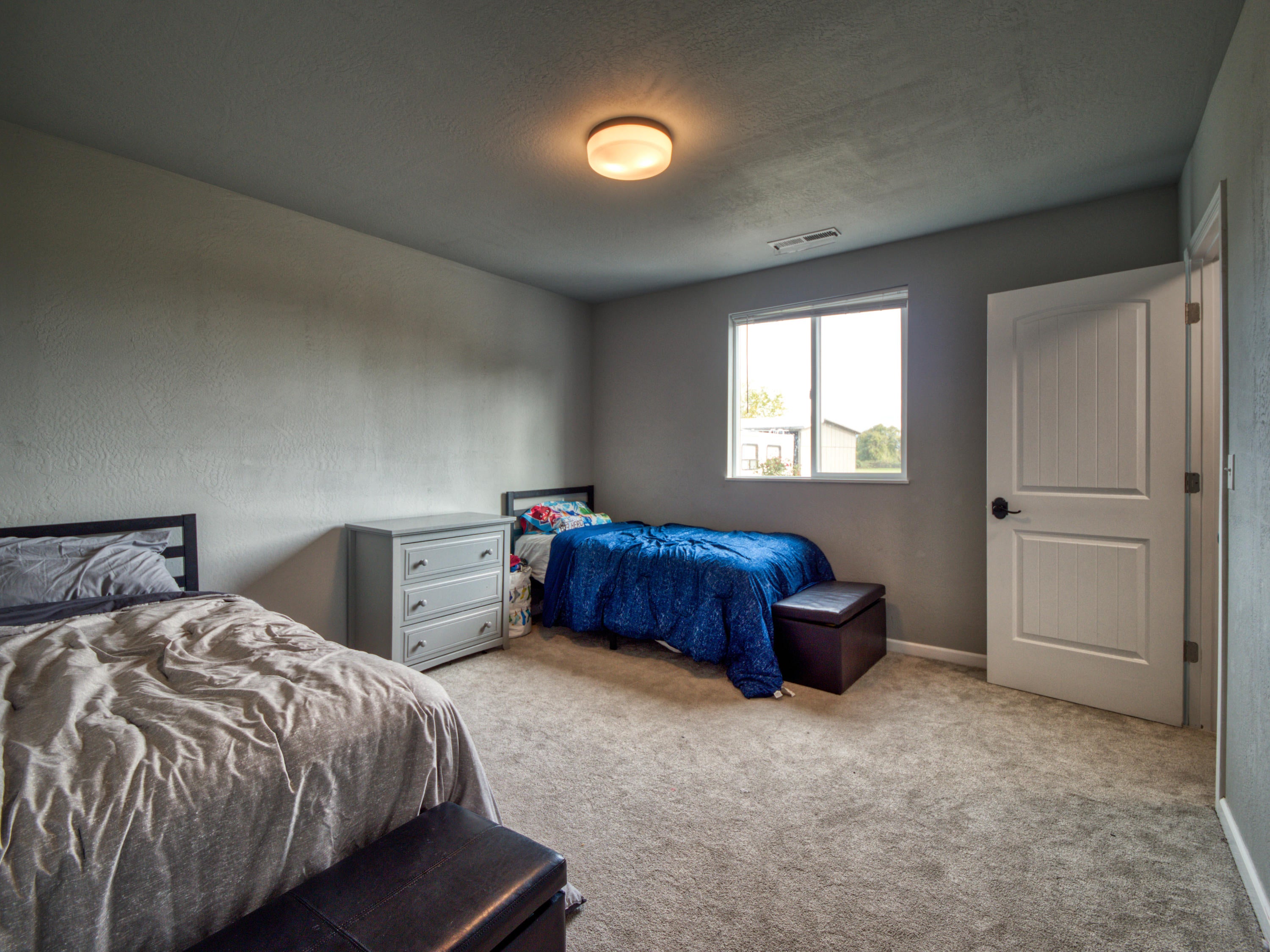 3286 New Ray Road Central Point, OR 97502 - Photo 16 of 25 Bed 1a