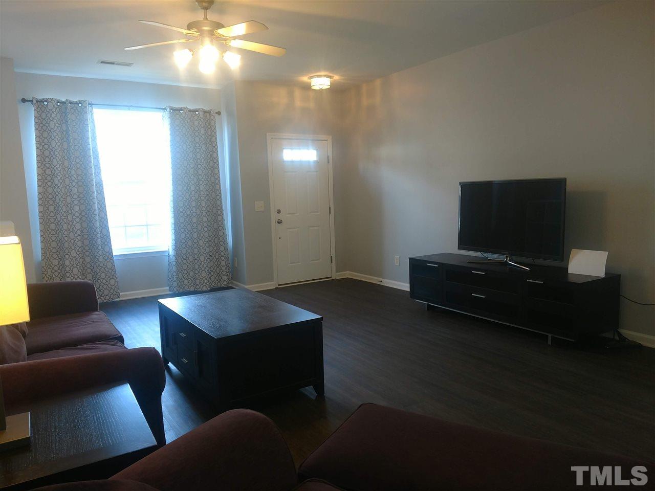 8254 City Loft Court Raleigh, NC 27613 - Photo 3 of 11