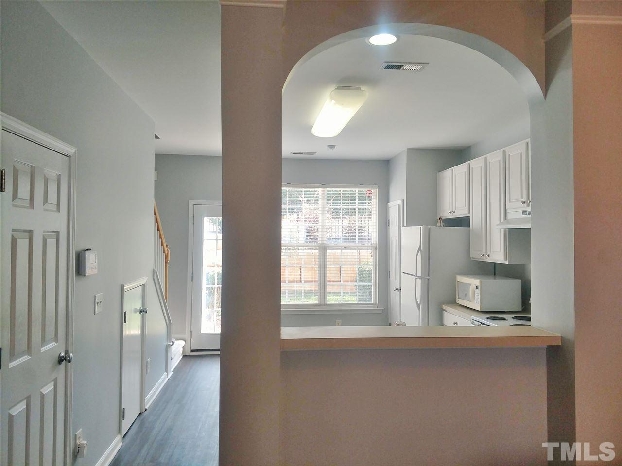 8254 City Loft Court Raleigh, NC 27613 - Photo 5 of 11