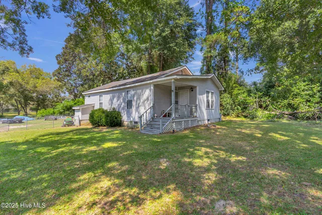 $275,000 | 5207 Castle Hayne Road, Castle Hayne, NC 28429