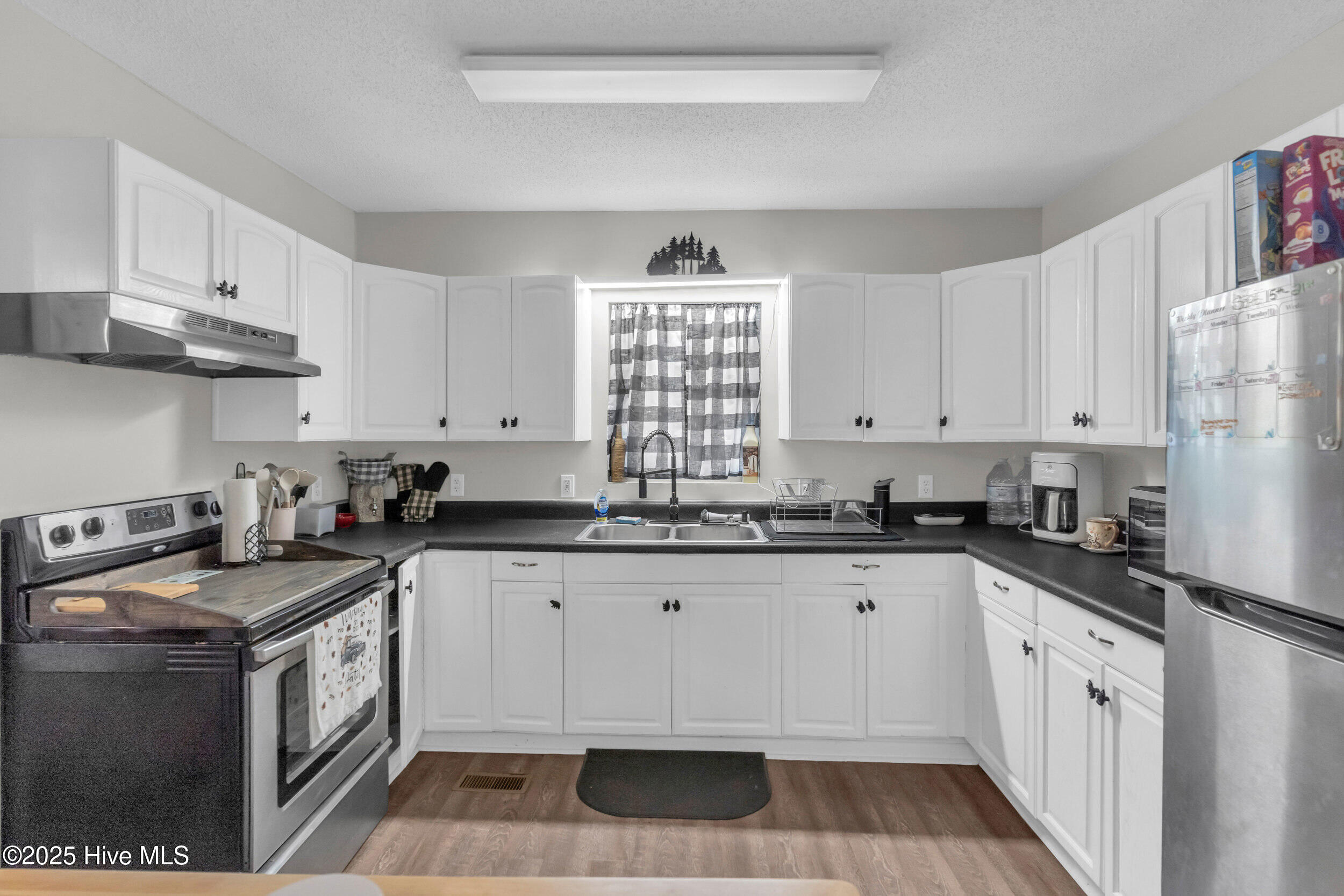 5207 Castle Hayne Road Castle Hayne, NC 28429 - Photo 11 of 31 8_5207 castle hayne rd-00008