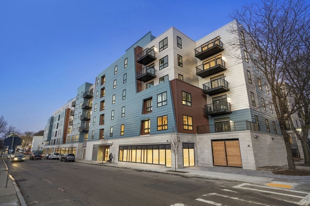 301 Border Street, Unit 406 Boston, MA 02128 - Photo 36 of 38