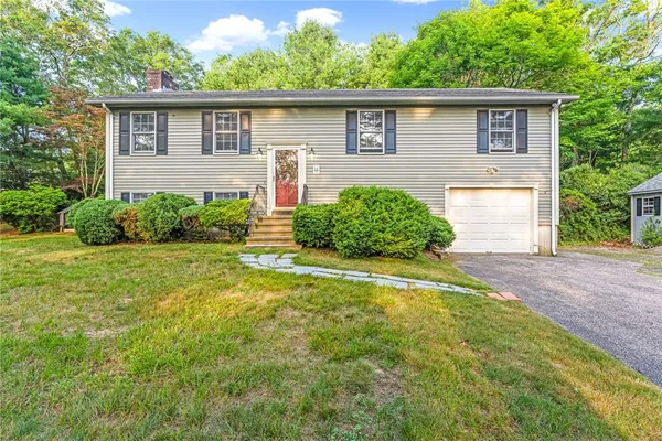 $699,000 | 590 Shannock Road, South Kingstown, RI 02879