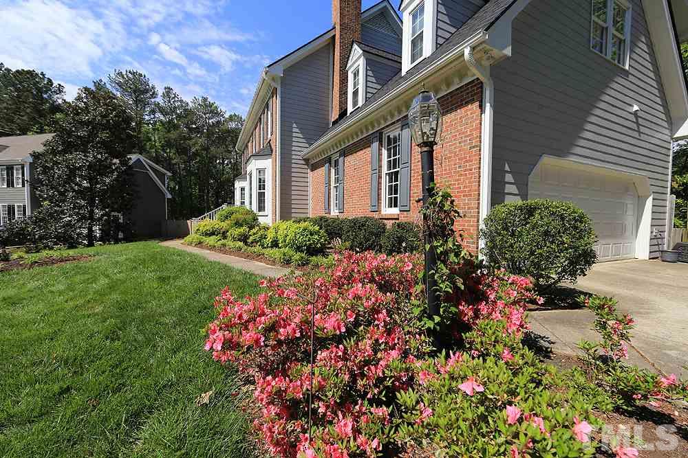 3204 Claverack Way Raleigh, NC 27613 - Photo 3 of 30