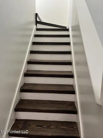 $1,750 | 1706 James Buchanan Drive, Biloxi, MS 39531