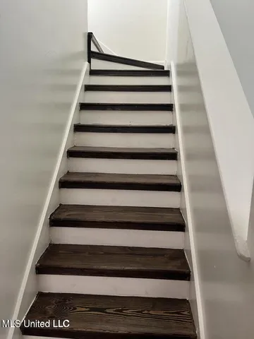 $1,750 | 1706 James Buchanan Drive, Biloxi, MS 39531