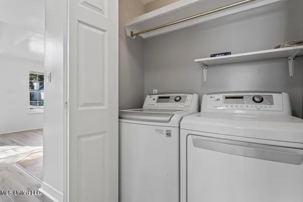 $1,750 | 1706 James Buchanan Drive, Biloxi, MS 39531