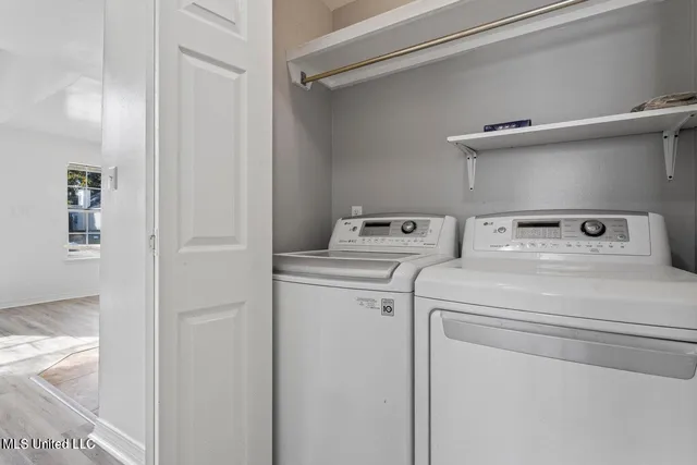 $1,750 | 1706 James Buchanan Drive, Biloxi, MS 39531