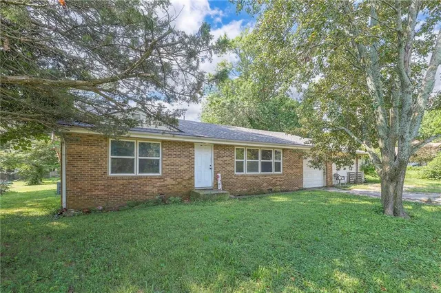 $225,000 | 503 State Rte A, Archie, MO 64725