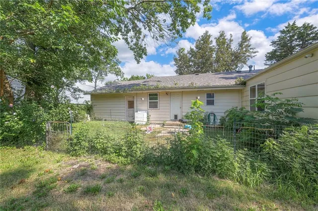 $225,000 | 503 State Rte A, Archie, MO 64725