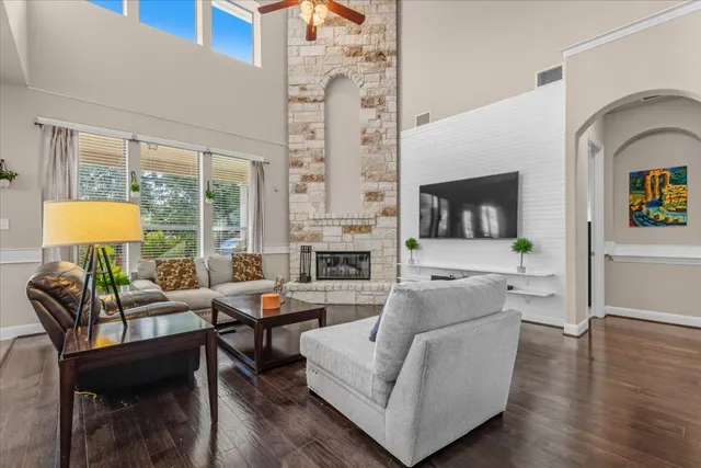 $919,900 | 1436 Flint Rock Loop, Driftwood, TX 78619